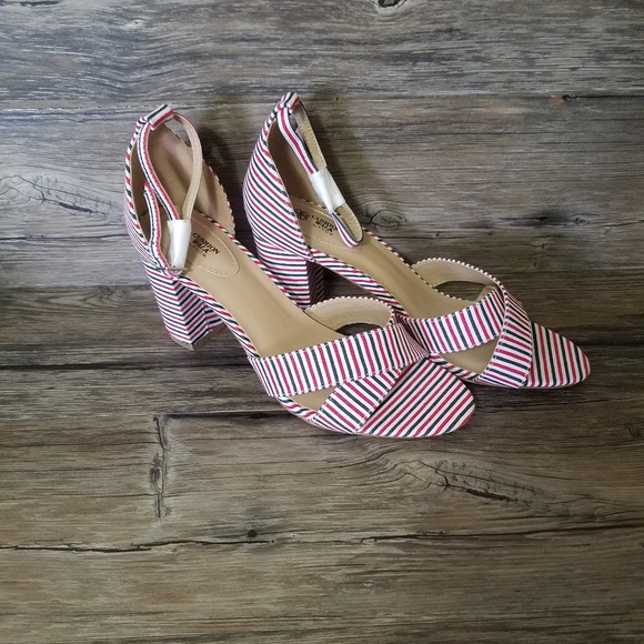 Cushion Walk by Avon Heeled Sandals Shoes Sz 10 - Picture 3 of 5